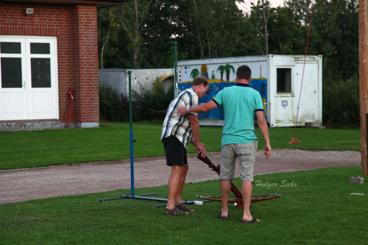 Bild 542 - Vogelschiessen am 18.8.12